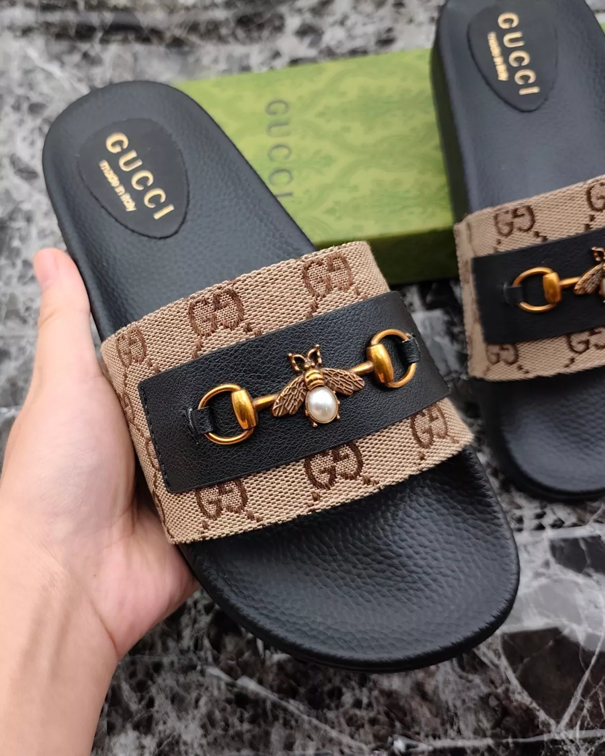 gucci chaussons pour femme s_12a2ab42